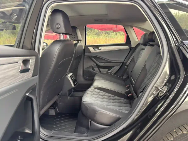 Volkswagen Sagitar — Фото автомобиля 10