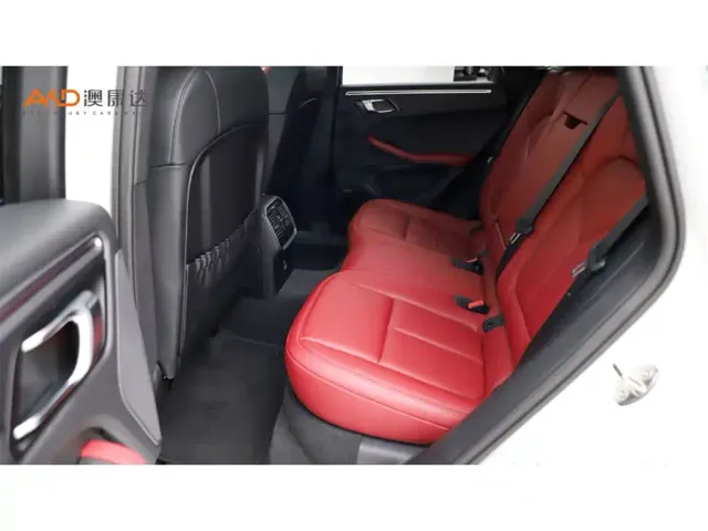 Porsche Macan — Фото автомобиля 7