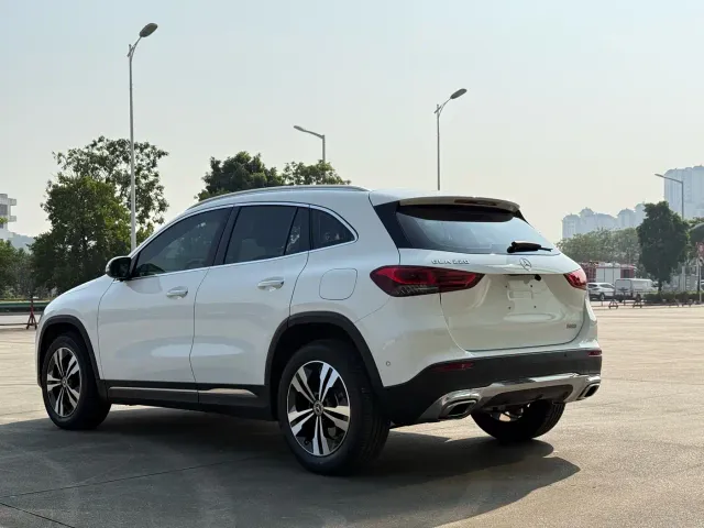 Mercedes-Benz GLA-Class — Фото автомобиля 4