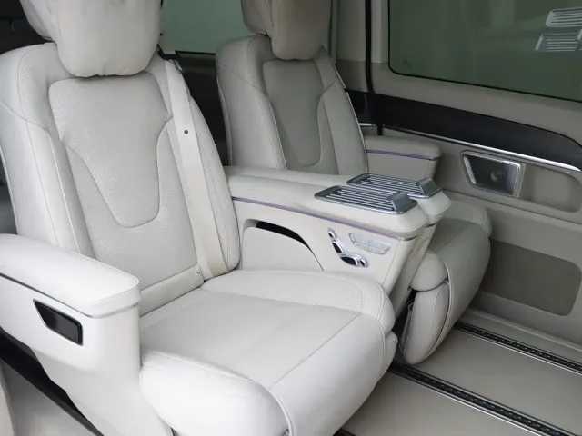Mercedes-Benz V-Class — Фото автомобиля 13