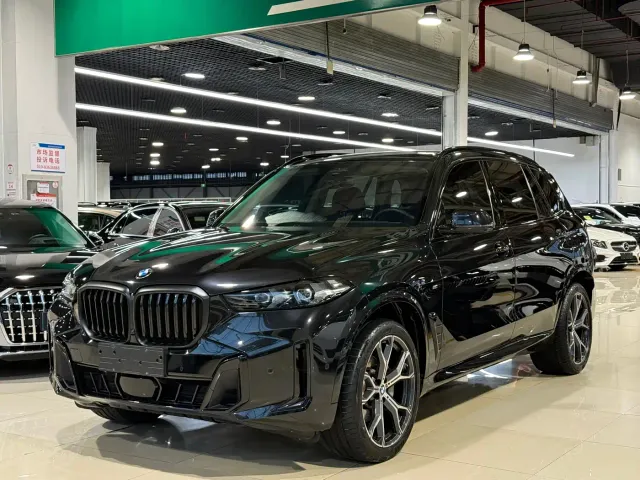 Фотография автомобиля — BMW X5
