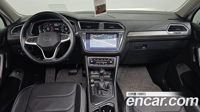 Volkswagen Tiguan — Фото автомобиля 10