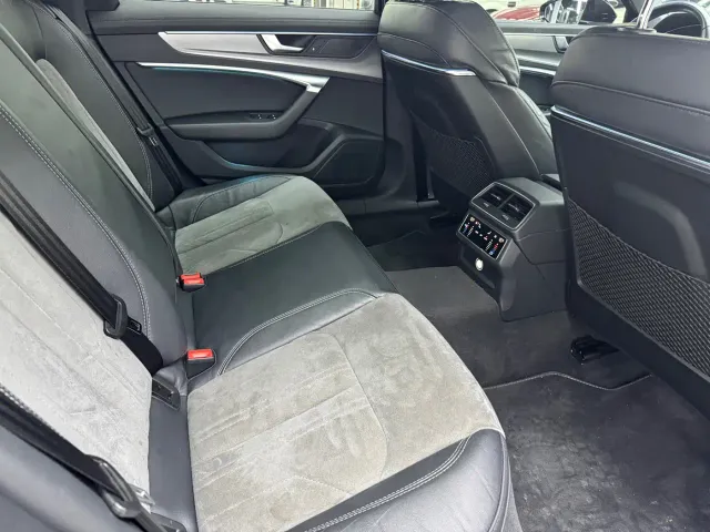 Audi A6L — Фото автомобиля 11