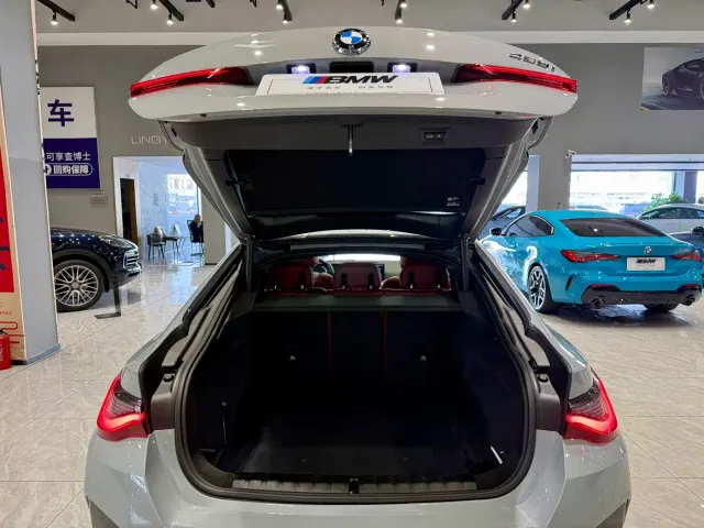 BMW 4 Series — Фото автомобиля 18