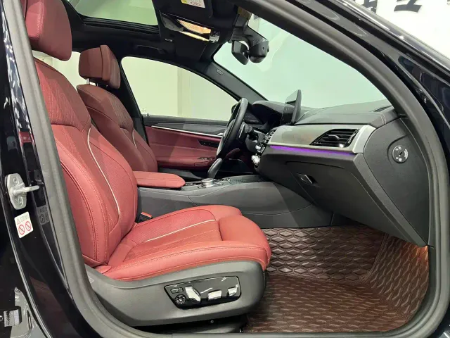 BMW 5 Series — Фото автомобиля 18
