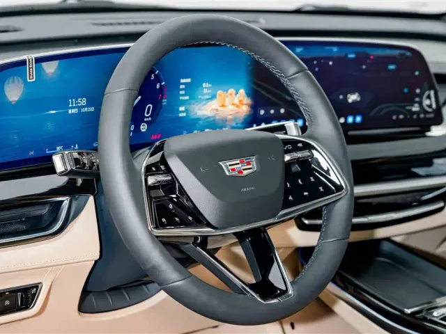 Cadillac XT5 — Фото автомобиля 9
