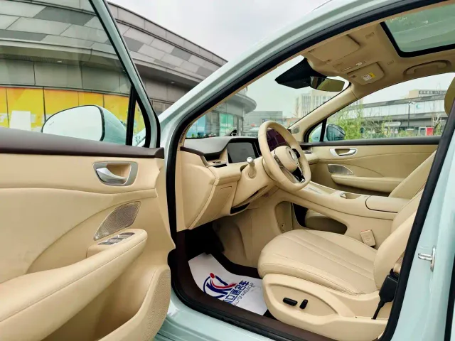 Shangjie SUV — Фото автомобиля 8