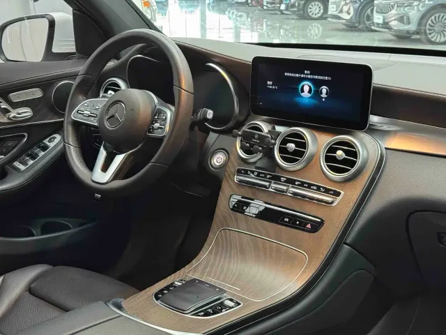 Mercedes-Benz GLC-Class — Фото автомобиля 17