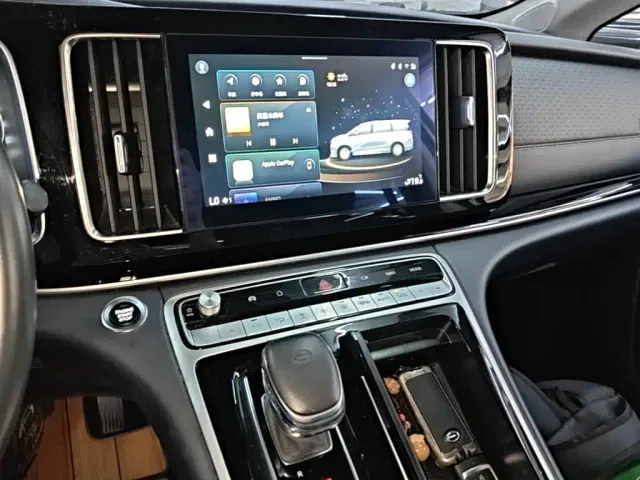 GAC Trumpchi M8 — Фото автомобиля 12