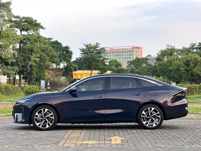 Geely Galaxy L6 — Фото автомобиля 7