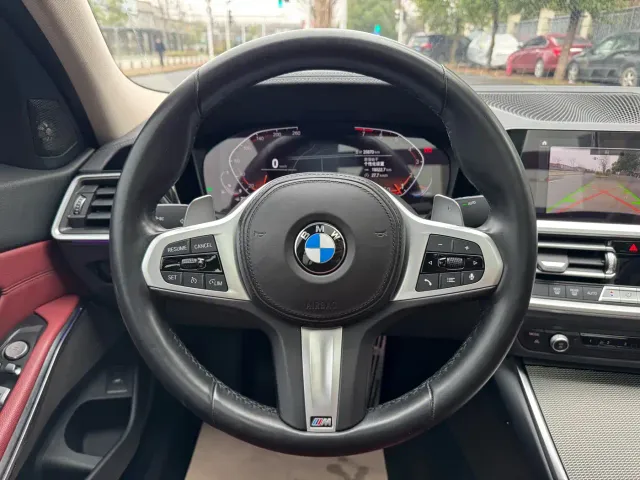 BMW 3 Series — Фото автомобиля 4