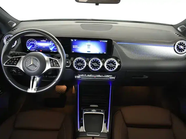 Mercedes-Benz EQA — Фото автомобиля 8