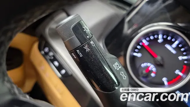 Kia Canival Carnival 4 поколение Дизель 9 мест Prestige — Фото автомобиля 27