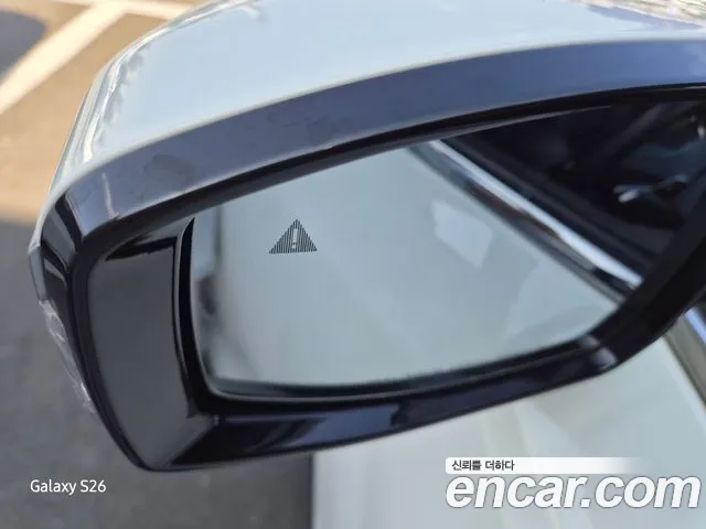 KGM Torres — Фото автомобиля 9