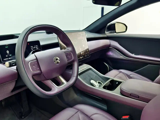 Nio ET5 Touring — Фото автомобиля 9