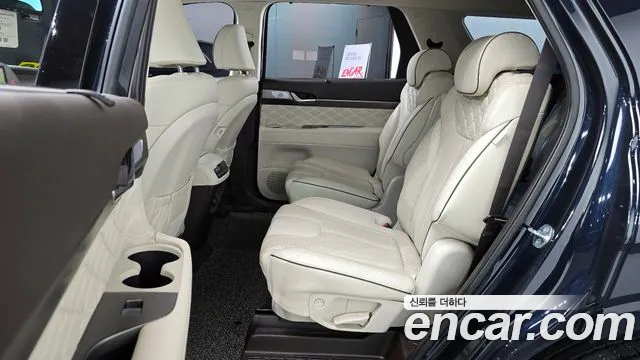 Hyundai Palisade Palisade Дизель 2.2 4WD — Фото автомобиля 12