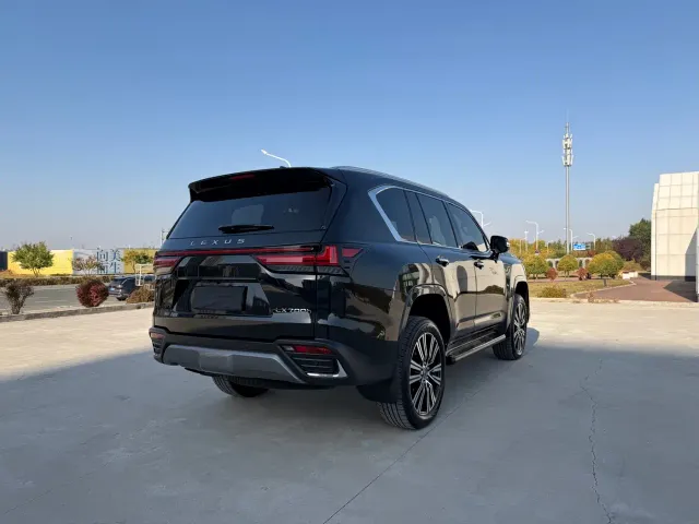 Lexus LX — Фото автомобиля 6