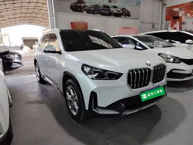 BMW X1 — Фото автомобиля 3
