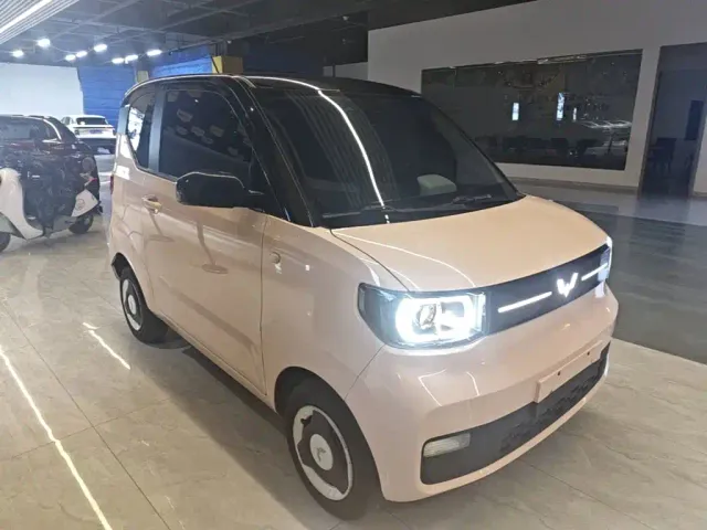 Wuling Hongguang Mini EV — Фото автомобиля 3