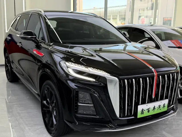 Hongqi HS3 PHEV — Фото автомобиля 3