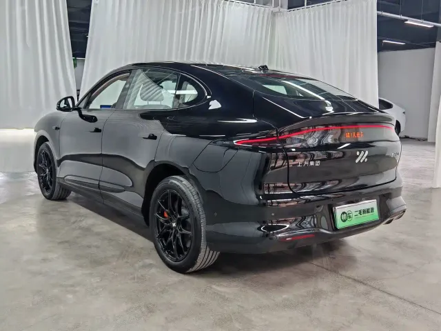 IM Motors LS6 — Фото автомобиля 4