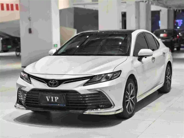 Фотография автомобиля — Toyota Camry