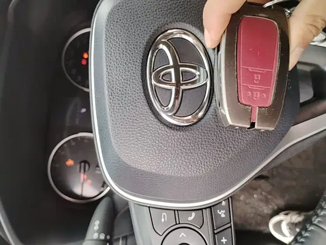 Toyota Wildlander — Фото автомобиля 8