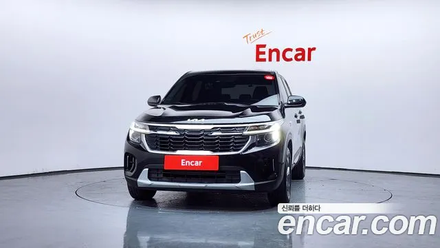 Kia Seltos Новый Seltos Бензин 2.0 2WD — Фото автомобиля 2