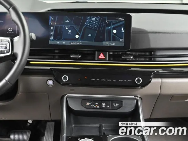 Kia Carnival Generation 4 — Фото автомобиля 14
