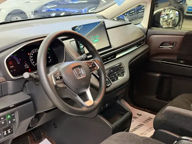Honda Odyssey — Фото автомобиля 4