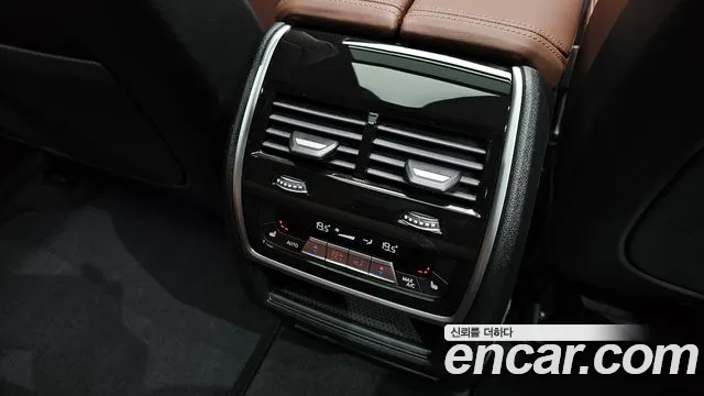 BMW X5 xDrive 40i M Sport — Фото автомобиля 24
