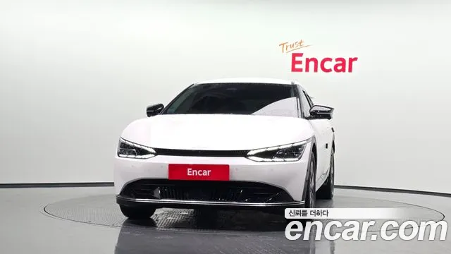 Kia EV6 — Фото автомобиля 3