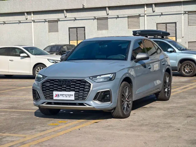 Фотография автомобиля — Audi Q5L