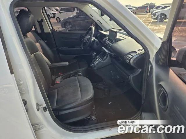 Hyundai Casper — Фото автомобиля 13