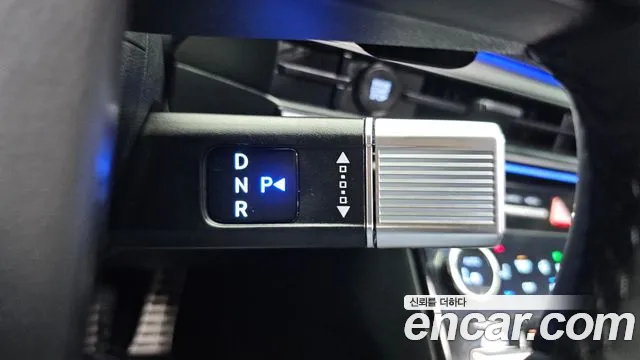 Hyundai Santa Fe MX5 — Фото автомобиля 9