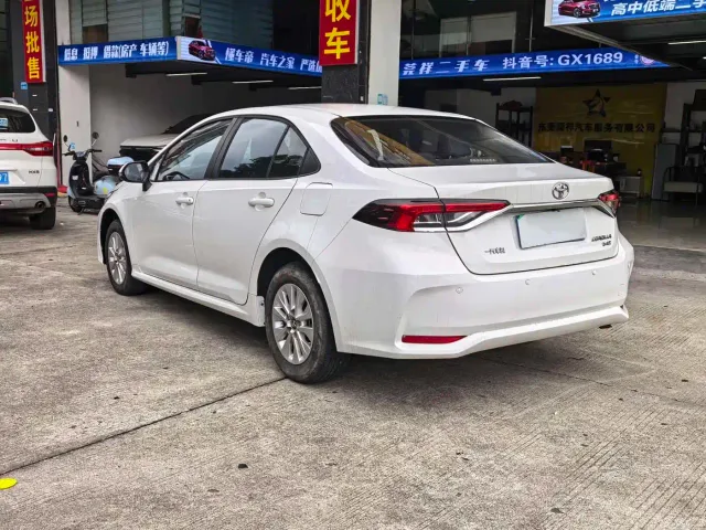 Toyota Corolla — Фото автомобиля 15