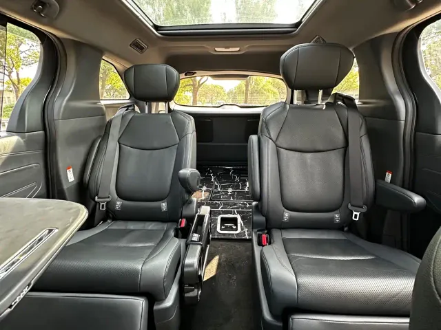 Toyota Granvia — Фото автомобиля 18