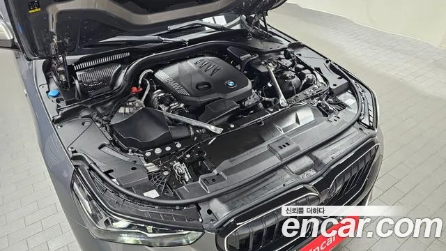 BMW 5 Series G60 — Фото автомобиля 9
