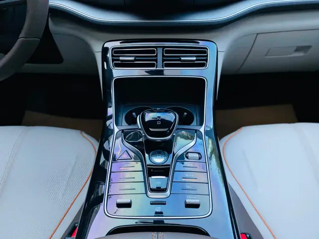BYD Qin PLUS — Фото автомобиля 7
