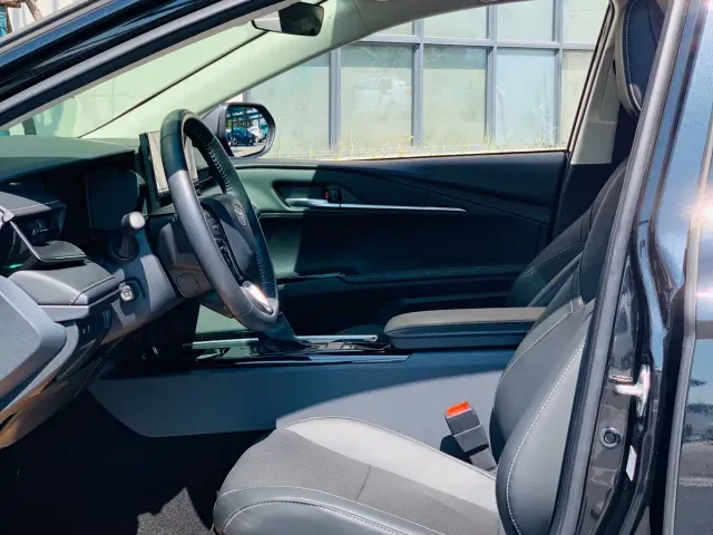 Toyota Camry — Фото автомобиля 13