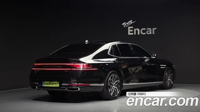 Фотография автомобиля — Genesis G90 G90 (RS4) Бензин 3.5 турбо AWD