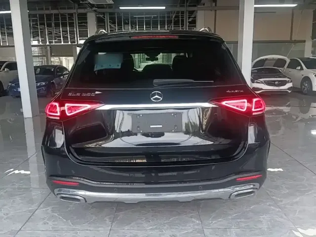 Mercedes-Benz GLE-Class — Фото автомобиля 3
