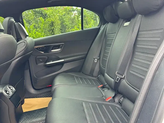 Mercedes-Benz C-Class — Фото автомобиля 8