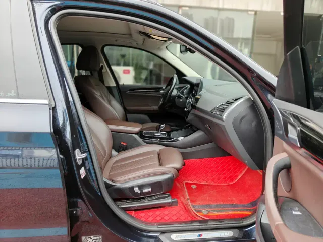 BMW X3 — Фото автомобиля 16