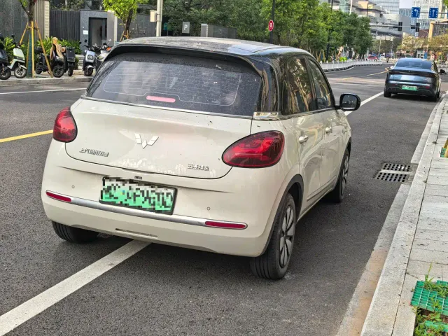 Wuling Bingo — Фото автомобиля 4