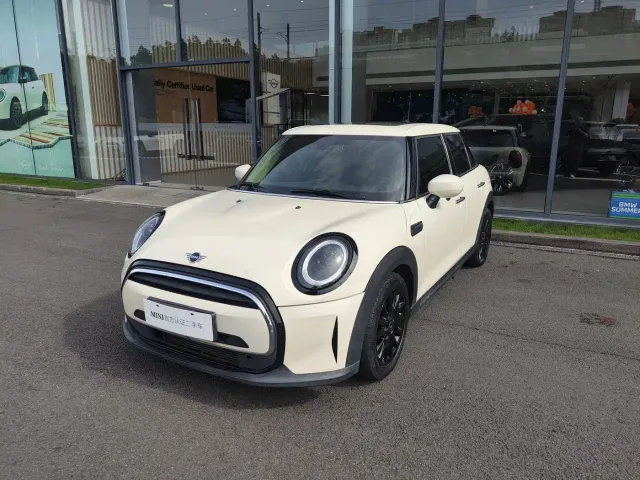 Фотография автомобиля — MINI Hatch