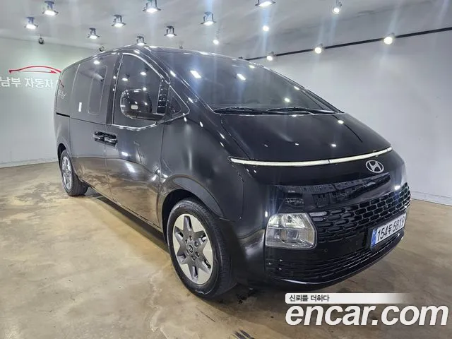 Hyundai Staria Staria — Фото автомобиля 3