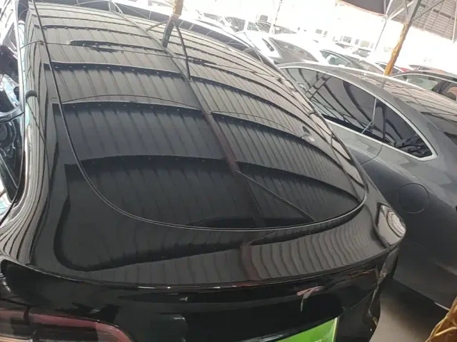 Tesla Model Y — Фото автомобиля 5