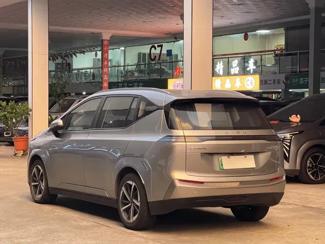 GAC Aion Y — Фото автомобиля 8