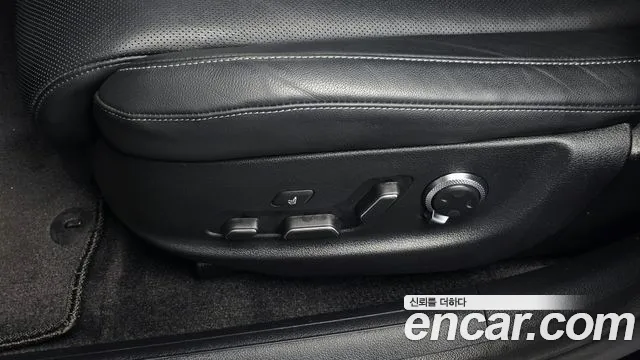 Genesis G80 Electrified G80 (RG3) — Фото автомобиля 27